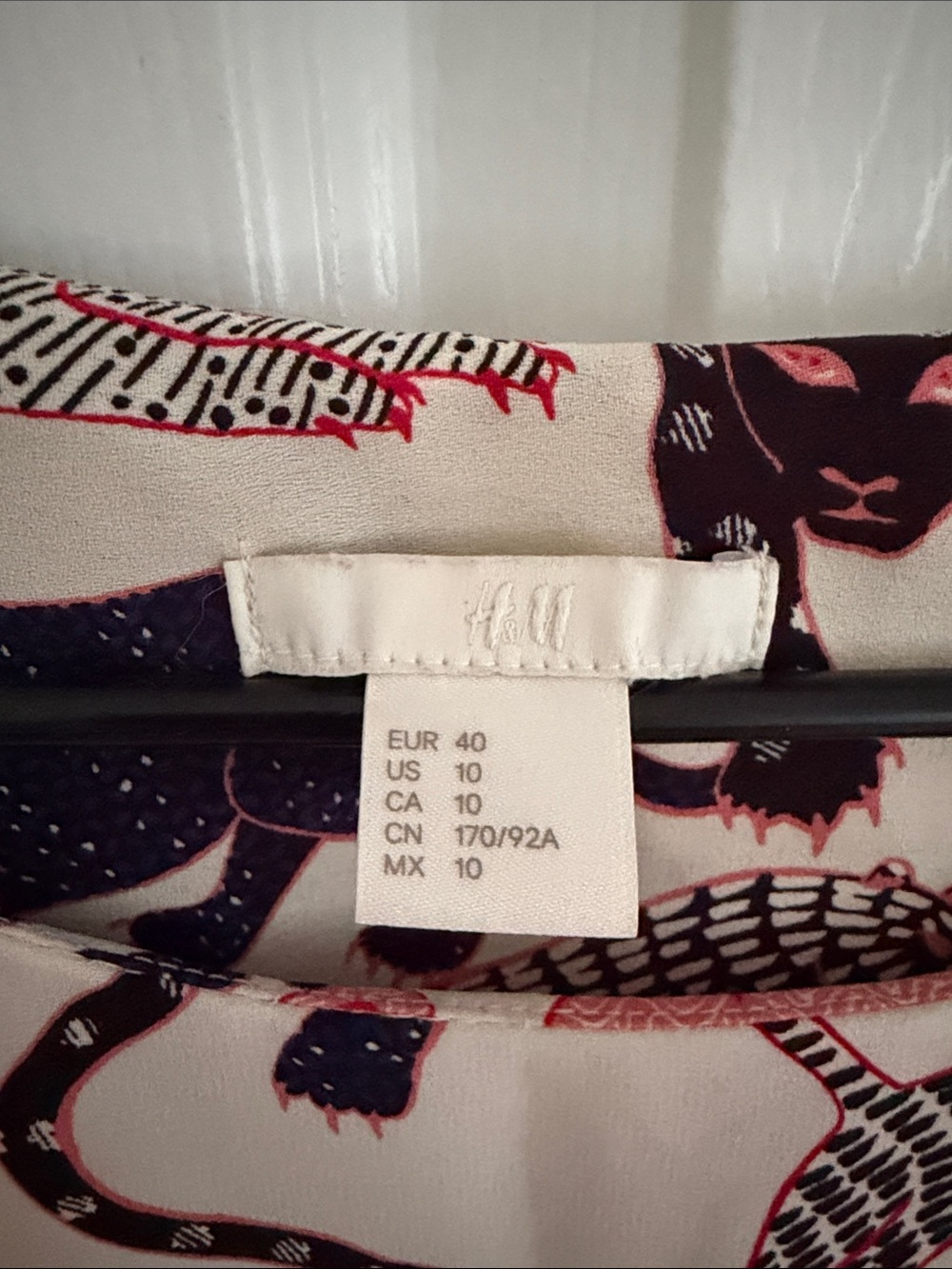 H&M Ivory Big Cats Shift Dress - Picture 4 of 5